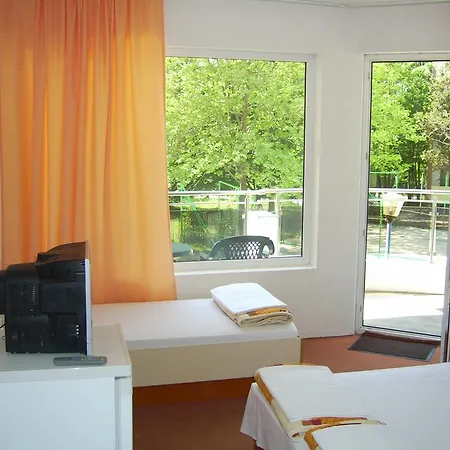 Feya Guest house *